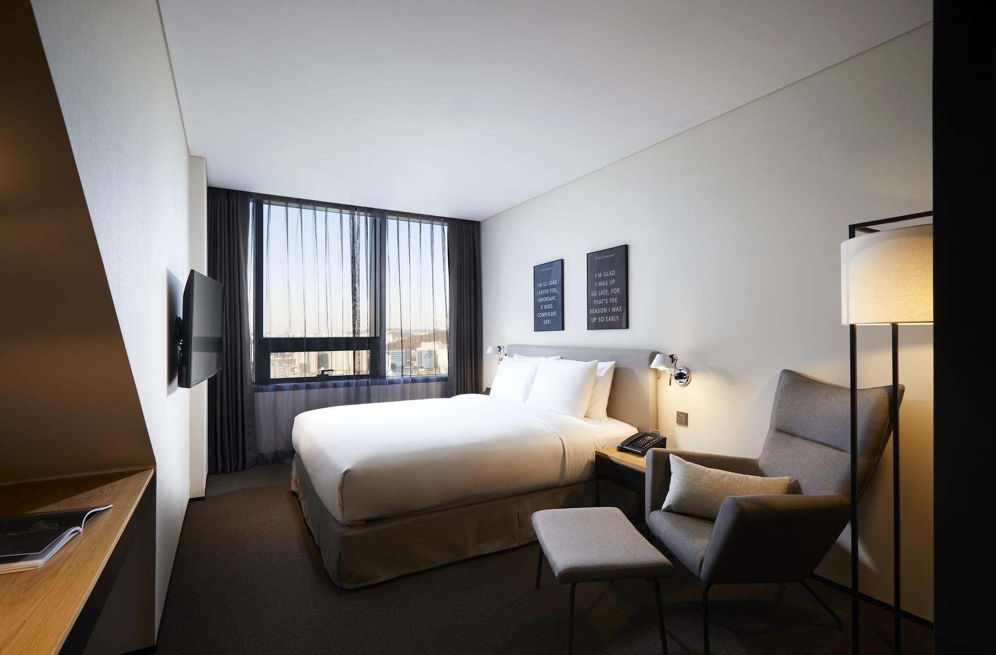 Glad Mapo Hotel